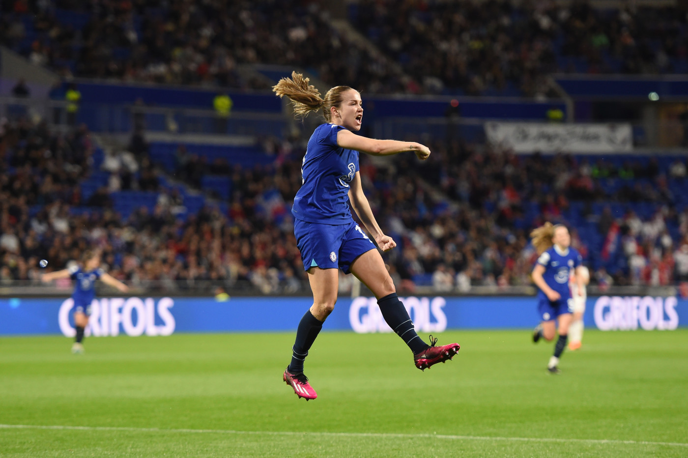 Chelsea women lyon top